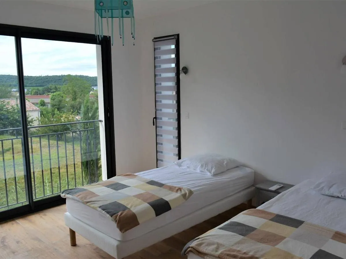 Villa Climatisee 3 Chambres Avec Piscine Privee, Proche Centre-Ville De Ruoms - Fr-1-382-96